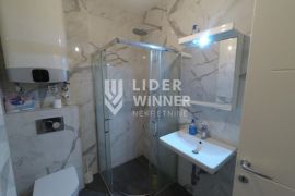 Lux lokal sa 35m2 dvorišta. ID#129588, Voždovac, Εμπορικά ακίνητα