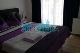 CRIKVENICA - stan 61m2 + terasa 30m2 - 200m od mora, Crikvenica, شقة