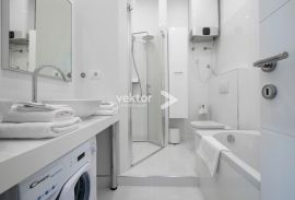 Širi centar, uređen stan podijeljen na dvije jedinice, Rijeka, Appartement