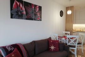 Prodajem apartman u centru Zlatibora, Čajetina, Apartamento