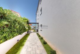 Prodaja Povljana apartman 96,29 m2, dvoetažni, bazen, parking, Povljana, Διαμέρισμα