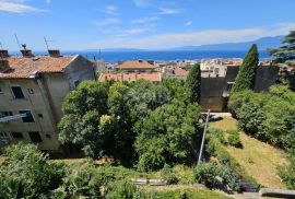 RIJEKA, BULEVARD - prostrani 2-sobni stan s pogledom na more, Rijeka, Daire