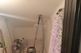 CRIKVENICA - lijepi stan u prizemlju s dvorištem, Crikvenica, Appartment