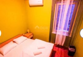 CENTAR, RIJEKA - 5-sobni stan hostel, Rijeka, Daire