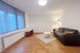 Zagreb, Donji grad-stan sa garažom za najam,  50 M2, Donji Grad, Apartamento