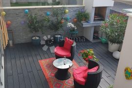 NJIVICE APARTMAN 150 M OD MORA, Omišalj, Wohnung