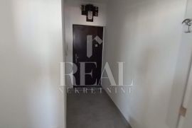 Samo u našoj ponudi! Prodaja uređenog stana na Podmurvicama 1S+DB  54 M2, Rijeka, Appartment