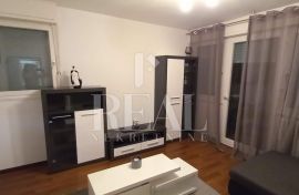 Samo u našoj ponudi! Prodaja uređenog stana na Podmurvicama 1S+DB  54 M2, Rijeka, Appartment