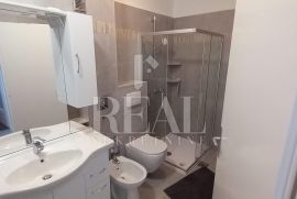 Samo u našoj ponudi! Prodaja uređenog stana na Podmurvicama 1S+DB  54 M2, Rijeka, Appartment