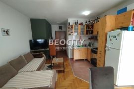 Novi Sad, Nova Detelinara, Janka Čmelika, 1.5, 47m2, Novi Sad - grad, Appartment