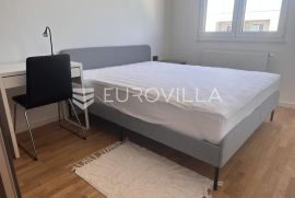 Istra, Pula, dugoročni najam vrhunski opremljenog jednosobnog stana NKP 34m2 u  blizini centra, Pula, Appartment