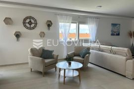 Zadar, Privlaka, luksuzno opremljen penthouse NKP 142 m2 s pogledom na more, Privlaka, Kвартира