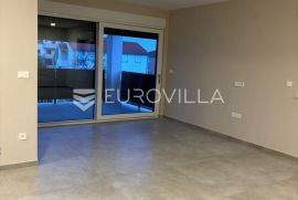 Zadar, Privlaka, luksuzno opremljen dvosoban stan NKP 70,55 m2, Privlaka, Wohnung