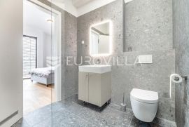 Zagreb, Maksimir ekskluzivan trosoban penthouse 100m2 + GPM PRVO USELJENJE, Zagreb, Apartamento