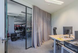 POSLOVNI PROSTOR, ZAKUP, ZAGREB, TRNJE, STROJARSKA 369 m2, Trnje, Propiedad comercial