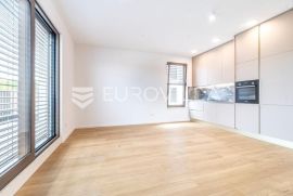 Zagreb, Maksimir ekskluzivan trosoban stan 70m2 + 2 GPM PRVO USELJENJE, Zagreb, Flat