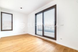 Zagreb, Maksimir ekskluzivan trosoban stan 70m2 + 2 GPM PRVO USELJENJE, Zagreb, Kвартира