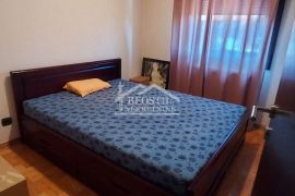 Obrenovac - Stara pruga - 4.0+2 garažna mesta ID#21436, Obrenovac, Apartamento