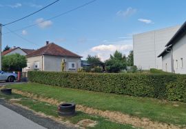 Kuća prodaja Vrbovec 90 m2 na 1062 m2 zemljišta - CENTAR, Vrbovec, Haus