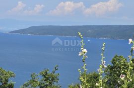 ISTRA, RABAC, OKOLICA - Građevinsko zemljište s prekrasnim pogledom na more, idealno za gradnju dvije vile, Labin, Земля