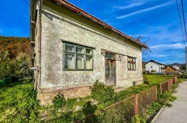 GORSKI KOTAR, MRKOPALJ-Starina s velikim zemljištem za investiciju, Mrkopalj, House