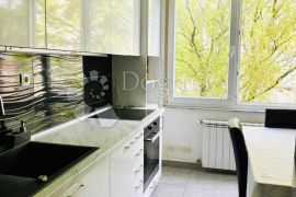 Harmonija stila i udobnosti na izuzetnoj lokaciji!, Peščenica - Žitnjak, Appartement