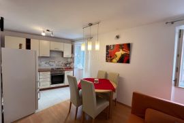 STAN NA 1. KATU U CENTRU ROVINJA, ODLIČNA LOKACIJA, Rovinj, Apartamento