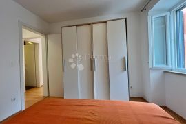 STAN NA 1. KATU U CENTRU ROVINJA, ODLIČNA LOKACIJA, Rovinj, Apartamento