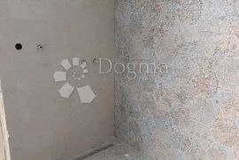 PETRČANE - S2 LUKSUZAN STAN S VRTOM I KROVNOM TERASOM, Zadar - Okolica, Appartement