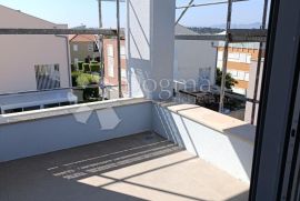 PETRČANE - S1 LUKSUZAN STAN S VRTOM I KROVNOM TERASOM, Zadar - Okolica, Apartamento