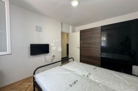 RIJEKA KRNJEVO novoadaptiran stan namješten prvi kat 10m2, Rijeka, Apartamento