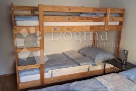 NAMJEŠTEN APARTMAN VRSI MULO 120 M OD MORA, Vrsi, Appartment