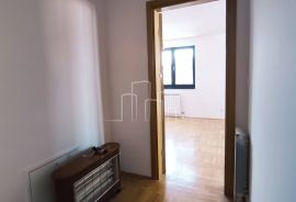 Komforan Trosoban stan 71m2 Istočno Sarajevo prodaja, Istočno Novo Sarajevo, Apartamento