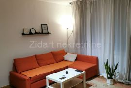 Čukarica-Čukarička padina-Renoviran i opremljen stan, Čukarica, Appartement