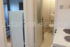 Centar, Botanička bašta, 32m2, 2.0, Stari Grad, Appartement