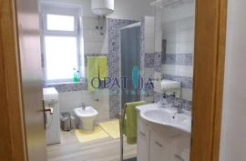 Opatija - blizina centra, 2 stana 65 i 31 m2, Opatija, Kвартира