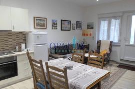 Opatija - blizina centra, 2 stana 65 i 31 m2, Opatija, Appartement