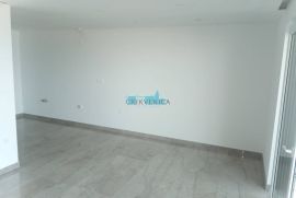 LUKSUZNI STAN CRIKVENICA, BAZEN,VRT - NOVOGRADNJA, Crikvenica, Appartement