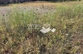 Istra, Kanfanar, Centar, građevinsko zemljište 3020m2, panorarmski pogled na more  #prodaja, Kanfanar, أرض