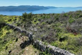 Građevinsko zemljište, okolica Plomina, Kršan, Terreno