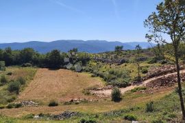 Građevinsko zemljište na istočnoj obali Istre, Kršan, Land