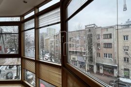 Opremljen četverosoban stan za najam Alipašina, Sarajevo Centar, Daire