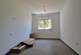 Trosoban apartman Živogošće TERASA GARAŽA, Novo Sarajevo, Appartement