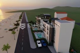 Zadar, Sukošan, trosoban stan s bazenom i vrtom, prvi red uz more, NKP 114,04m2, Sukošan, Wohnung