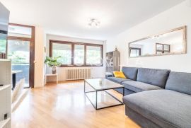 Zagreb, Savica, dvosoban stan NKP 60m2 s loggiom, Zagreb, Διαμέρισμα