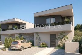 Šibenik, Brodarica, prekrasna novoizgrađena kuća u mirnom dijelu NKP 141,5 m2, Šibenik - Okolica, Ev