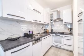 Zagreb, Otok, dvosoban stan NKP 53m2 s parking mjestom, Zagreb, Appartement