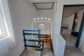 Vir - Restoran + stambeni objekt 361m2! Novo u ponudi! 399000€, Vir, Casa