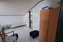 Vir - Restoran + stambeni objekt 361m2! Novo u ponudi! 399000€, Vir, Maison