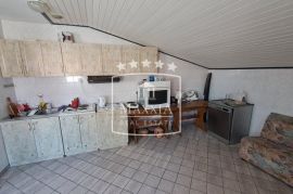 Vir - Restoran + stambeni objekt 361m2! Novo u ponudi! 399000€, Vir, Maison